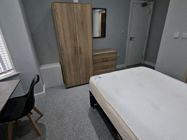 Room for rent in Winton, Salford