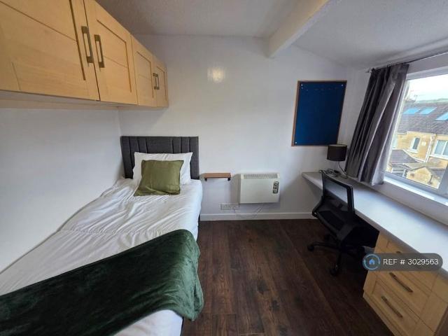 Room for rent in Dulcote, Bath And North East Somerset