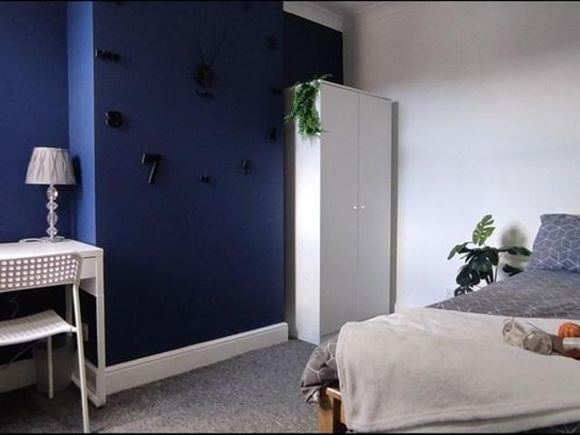 Room for rent in Somers Town, City Of Portsmouth