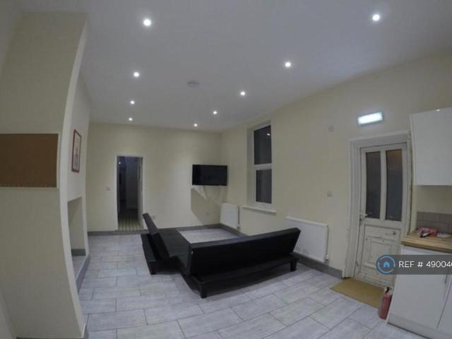 Room for rent in Abbey Park, Barton In Fabis