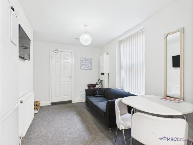 Room for rent in Old Town, Hull