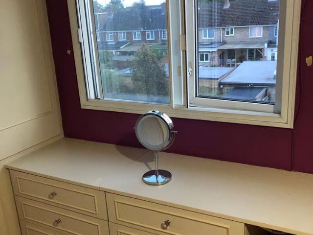Room for rent in Colnbrook with Poyle, Slough