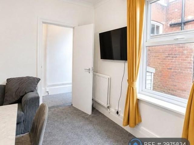 Room for rent in Somers Town, Portsmouth