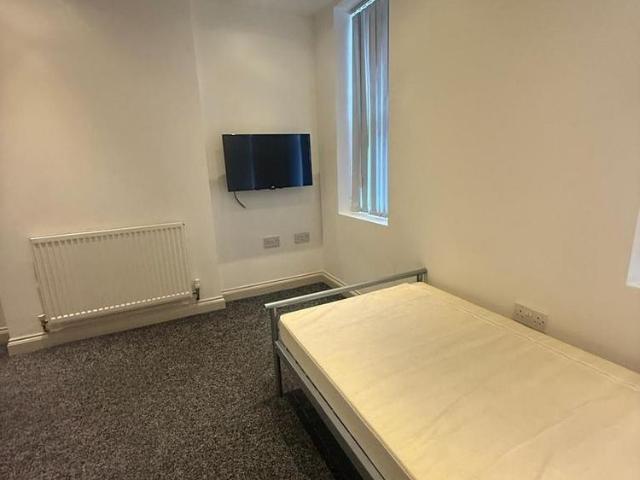 Room for rent in Smallwood, Redditch