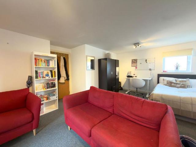 Room for rent in Jewellery Quarter, Isle Of Man