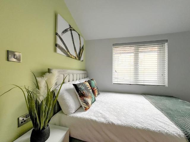 Room for rent in Kingswood