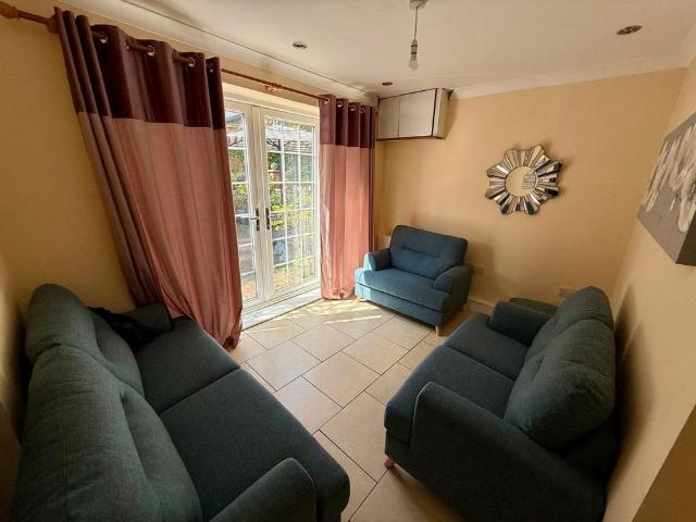 Room for rent in Gedling, East Midlands