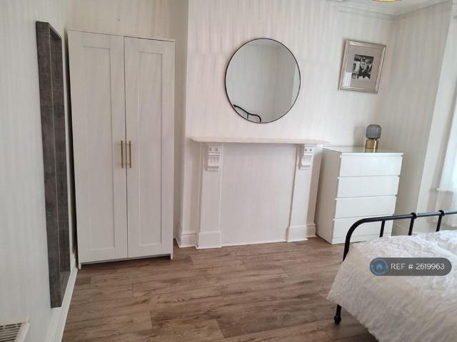 Room for rent in Slough