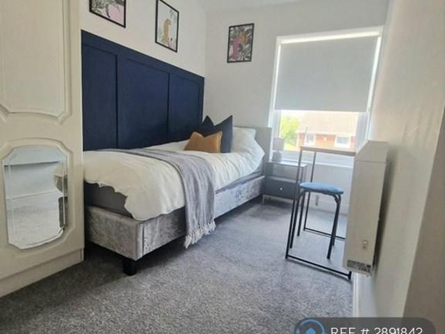 Room for rent in St Helens