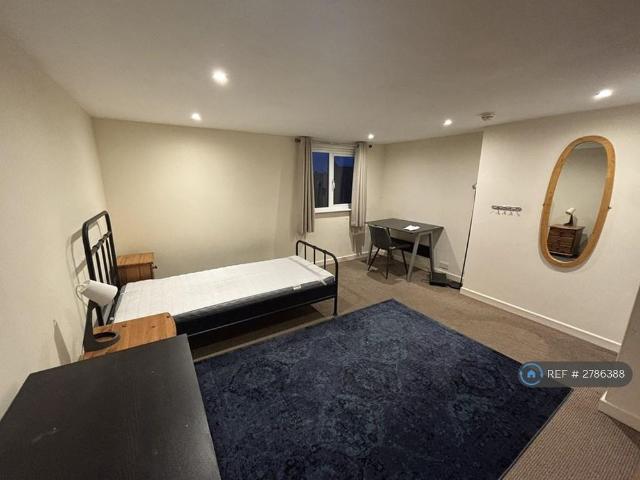 Room for rent in Northampton, Isle Of Man