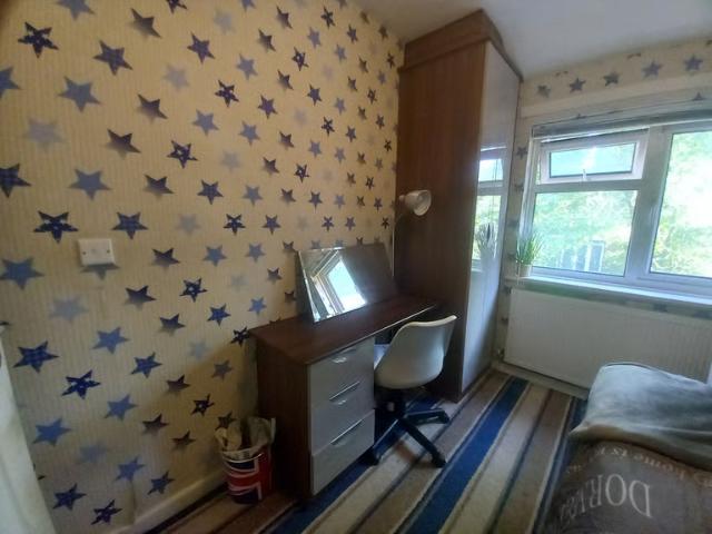 Room for rent in Harborne, West Midlands