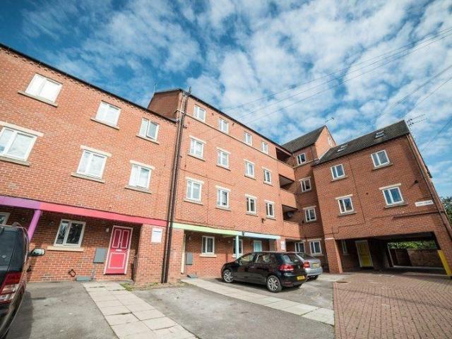 Room for rent in Old Lenton, Haddon
