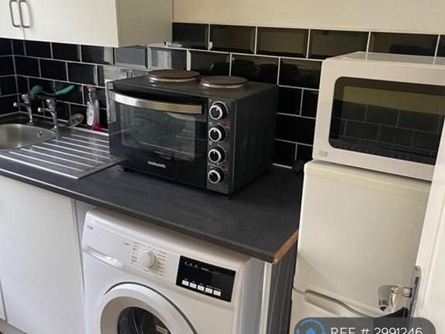 Room for rent in Palmers Green, Greater London