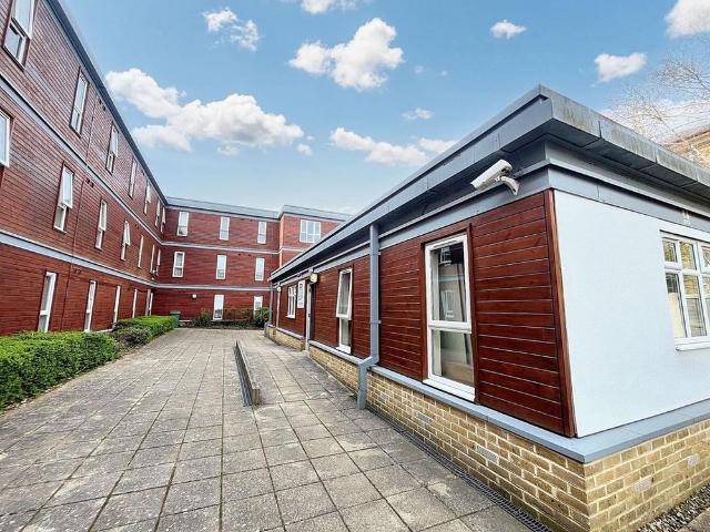 Room for rent in Midway, Kent