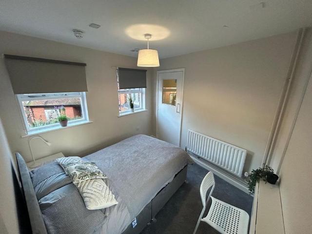 Room for rent in Witton, Crookhill