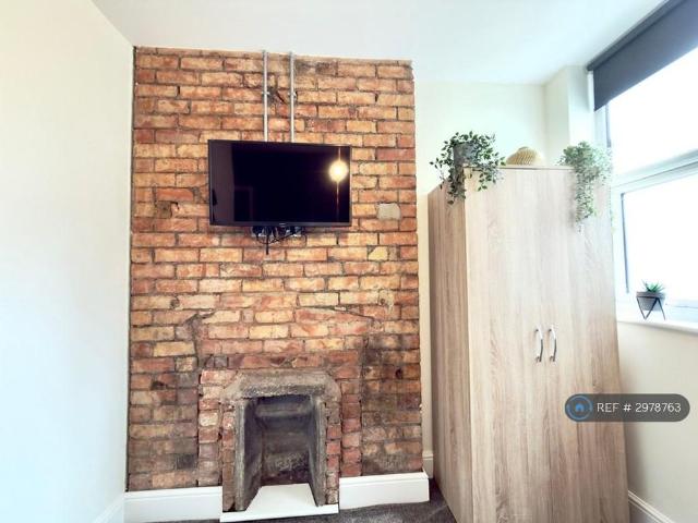 Room for rent in The Meadows, Haddon