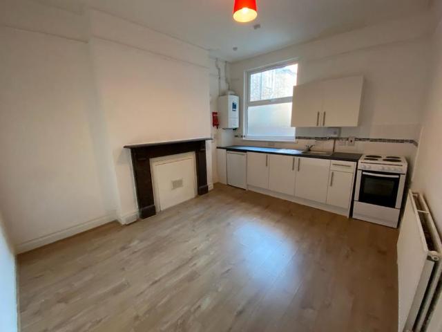 Room for rent in Cauldwell, Bedford