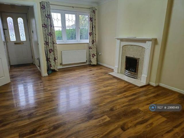 Room for rent in Cowhill, Oldham