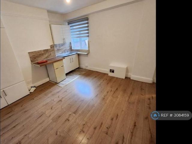 Room for rent in High Town, Luton