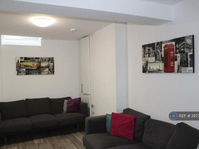 Room for rent in Phippsville, Northampton