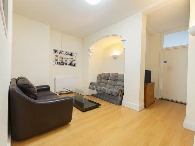 Room for rent in Castlefield, Cressex
