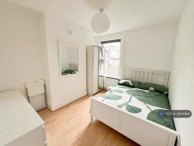 Room for rent in Glyndon, Plumstead