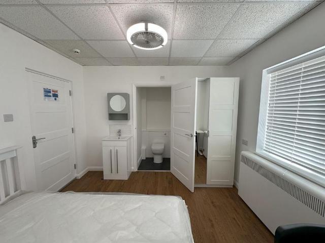 Room for rent in Midway, Kent