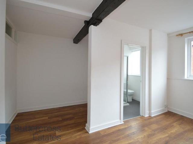 Room for rent in New Town, Alverton