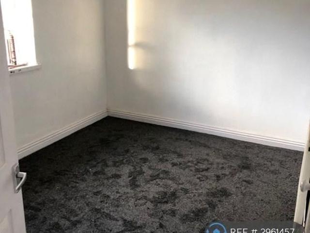 Room for rent in Bakers Green, Huyton