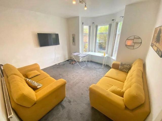 Room for rent in Georgia, Greater Manchester