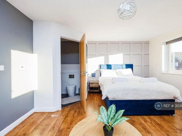 Room for rent in Evolution Homes, Ashford