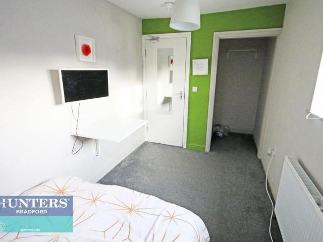 Room for rent in West Yorkshire