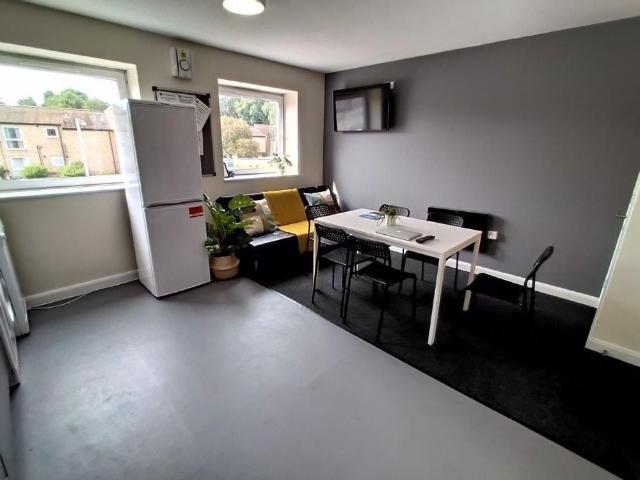 Room for rent in Attenborough, East Midlands