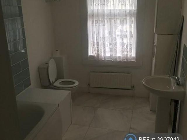 Room for rent in Grays, Essex
