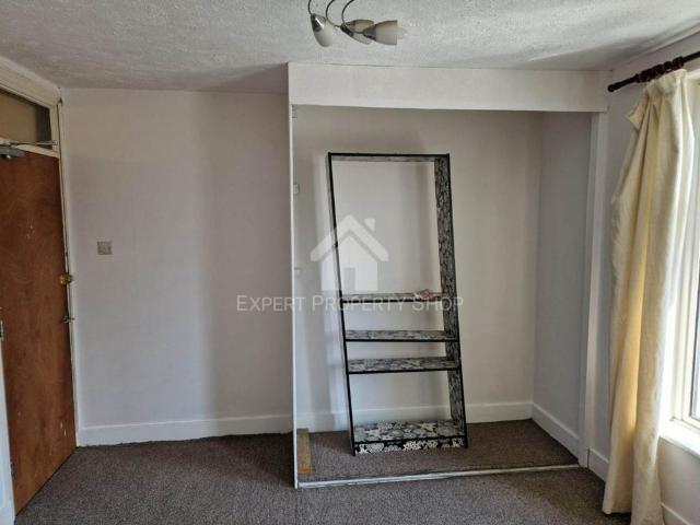 Room for rent in Midway, Kent