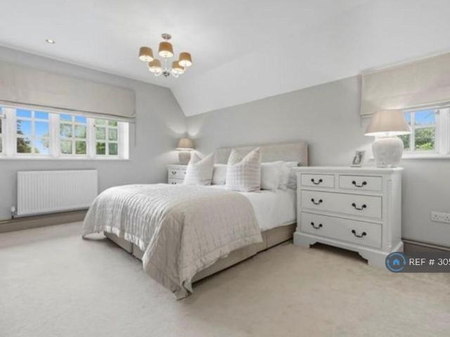 Room for rent in Knowle, Blackpool
