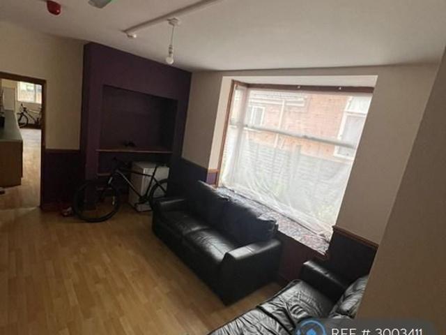 Room for rent in Wake Green, West Midlands