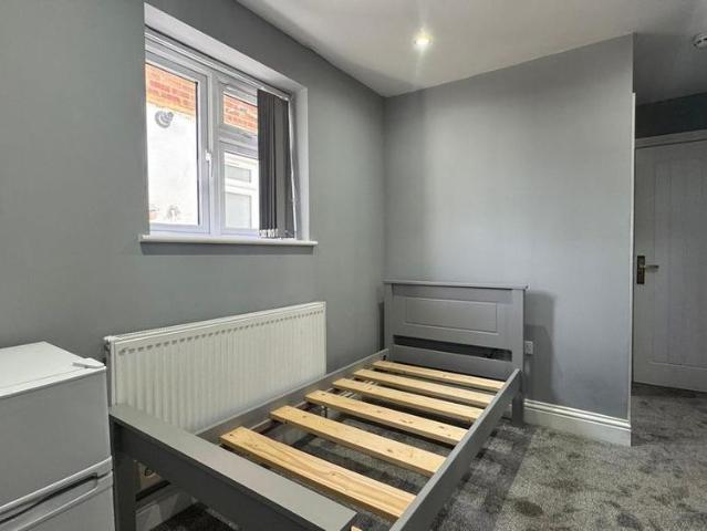 Room for rent in Slough