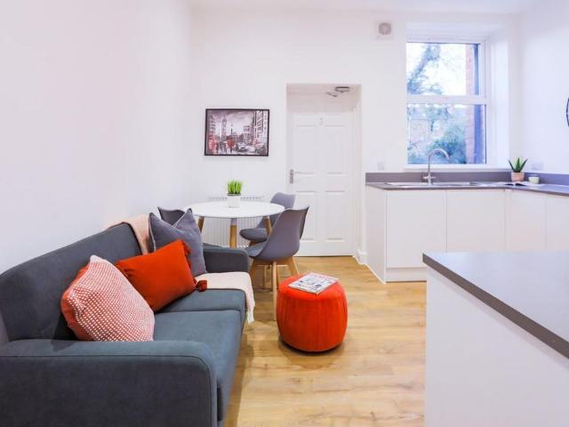Room for rent in Kings Barton, Gloucester