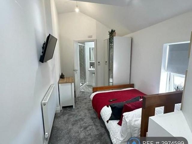 Room for rent in Rushden