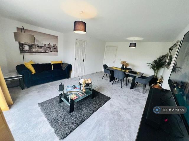 Room for rent in West Thurrock, Essex