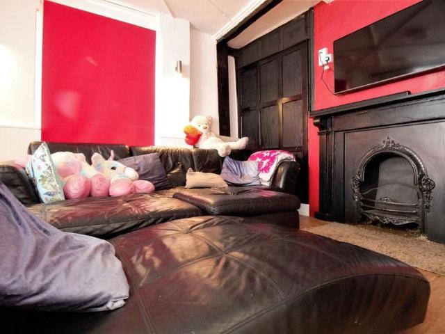 Room for rent in St. Mildred's, The Bridge
