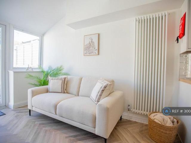 Room for rent in Tipner, City Of Portsmouth