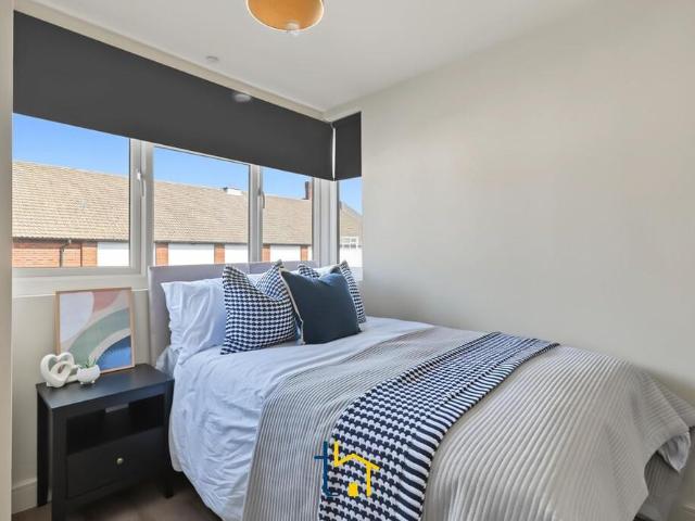 Room for rent in Aylestone Park, Leicester