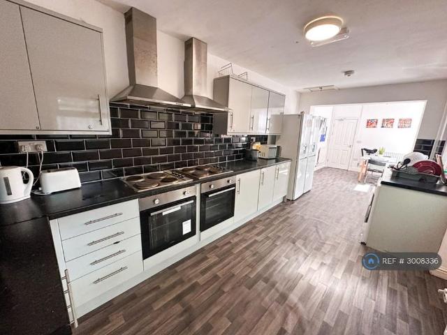 Room for rent in Gravelly Hill, West Midlands