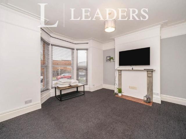 Room for rent in Northgate Village, Two Mills