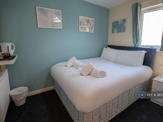 Room for rent in Irvine, Scotland