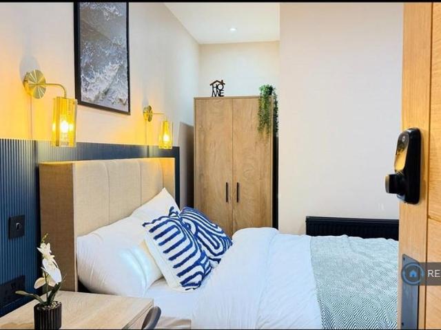 Room for rent in The Dales, Key Street