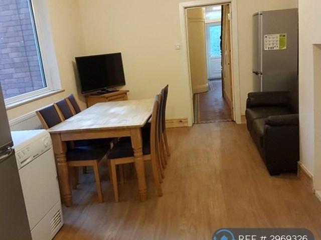 Room for rent in Wollaton Vale, Haddon