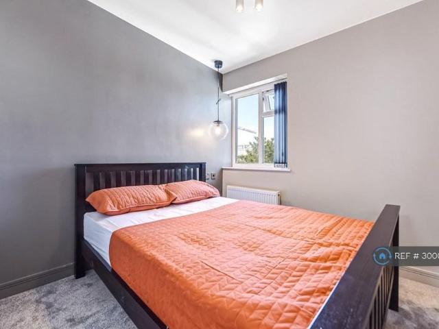 Room for rent in Alton Barnes, Essex